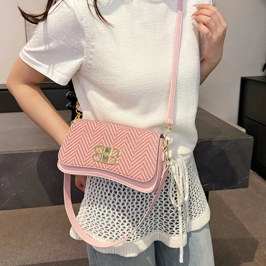 Elegant High-End Minimalist Leather Crossbody Bag for Women with Vintage Design and Letter Logo Luxury