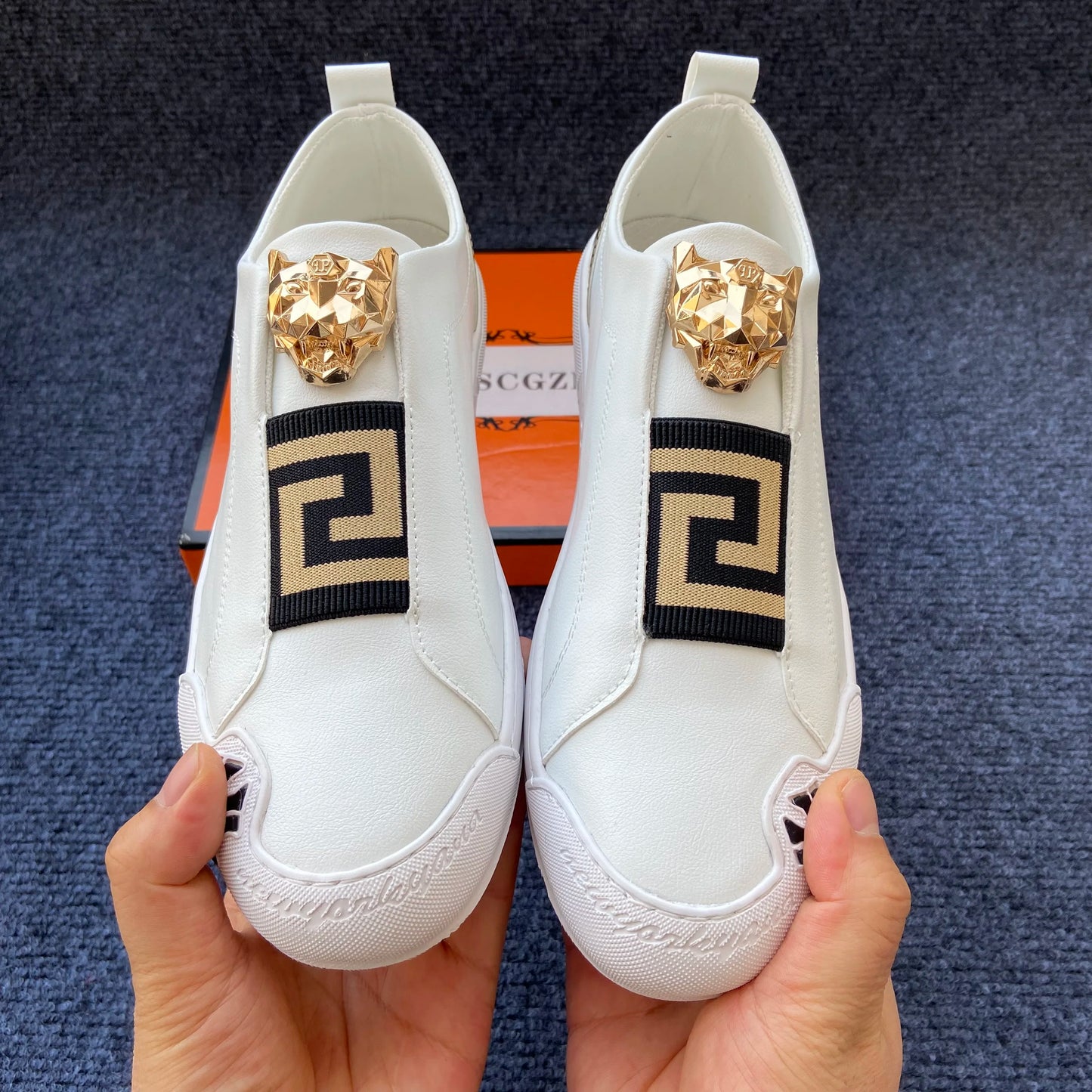 Original shoe brand Lion head casual shoes for man luxury loafers designer shoes casual sneakers for man flats black white